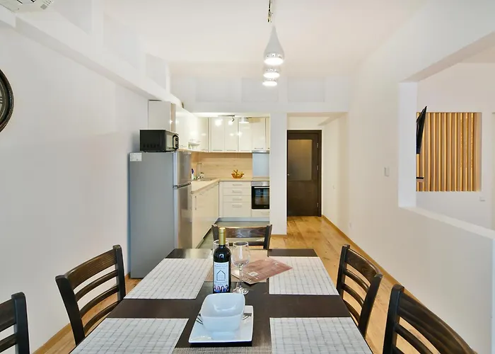 Grand Elegance - 2br Lejlighed *